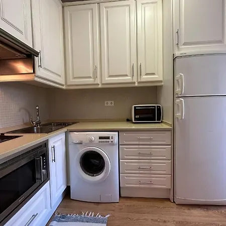 Apartment Oura *